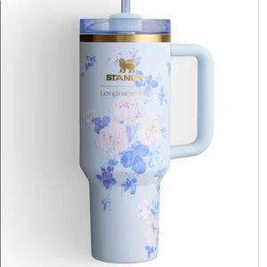 Limited edition sold out Stanley x Love Shack Fancy 40oz Everblooming Rosettes